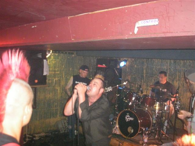 discharge10.jpg